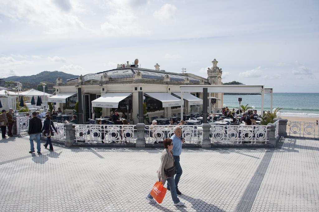 Pension Artea San Sebastián Exterior photo