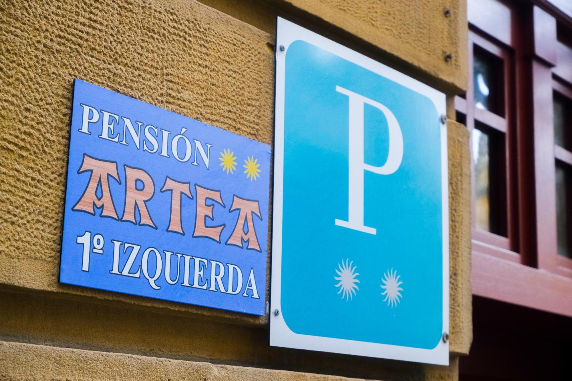 Pension Artea San Sebastián Exterior photo